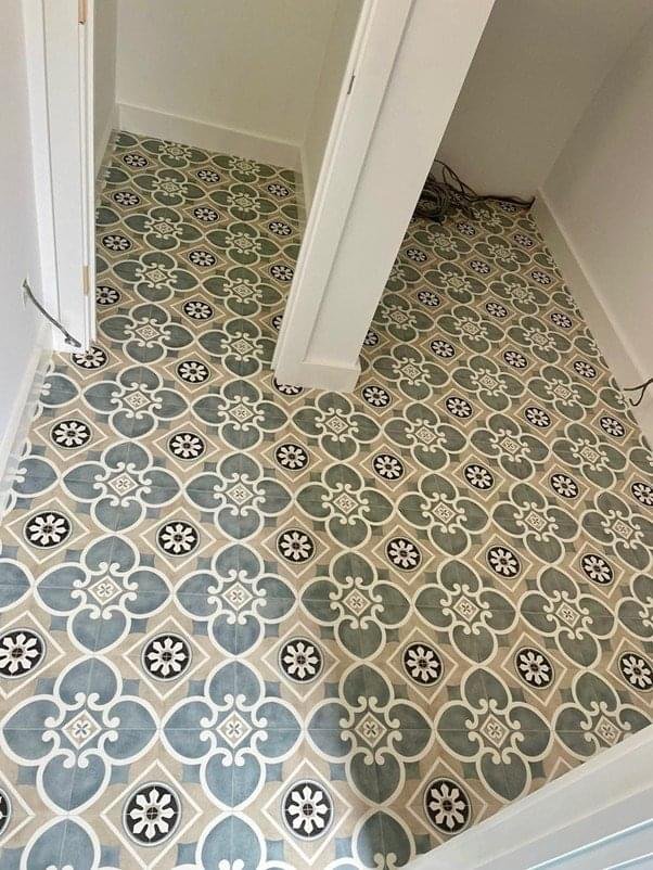 bathroom vinyl floor